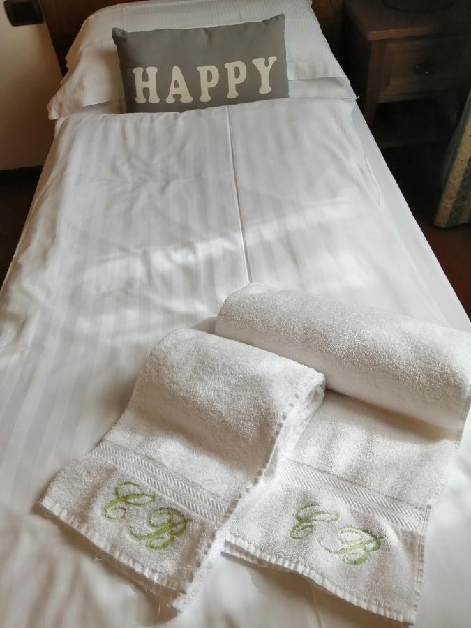 Cascina Belvedi Guest House Clanezzo ภายนอก รูปภาพ